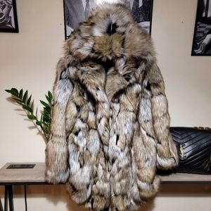 Medium Spirit Hoods Wolverine Faux Fur Coat